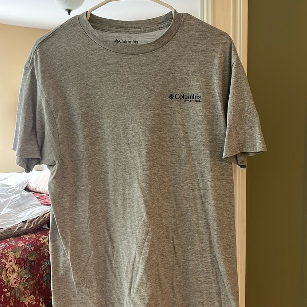 Columbia fishing shirt
